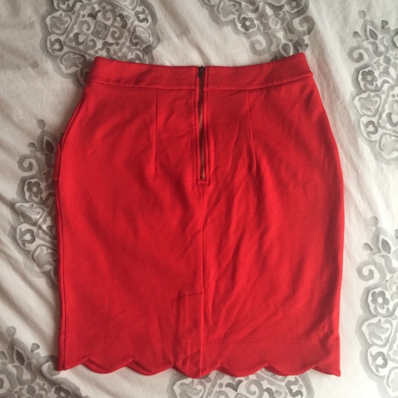 Anthro Red Scalloped Brink Pencil Skirt by Darling - Picture 7 of 11